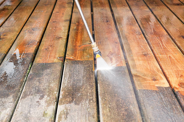 Why Choose Our Certified Pressure Washing Experts for Your Project Needs in Bridgeport, TX?